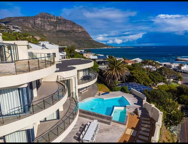 7 BEDROOM HOUSE FOR SALE IN LLANDUDNO